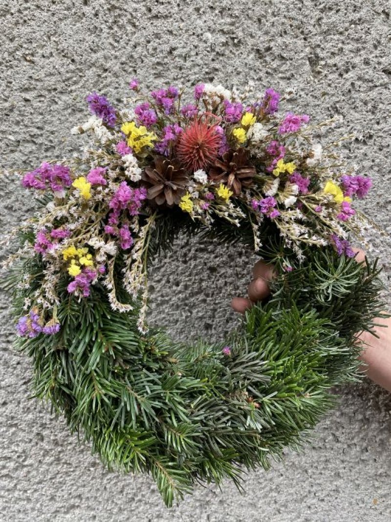 Natural wreath